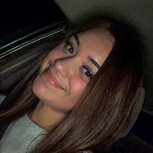 Meet your Posher, Madison